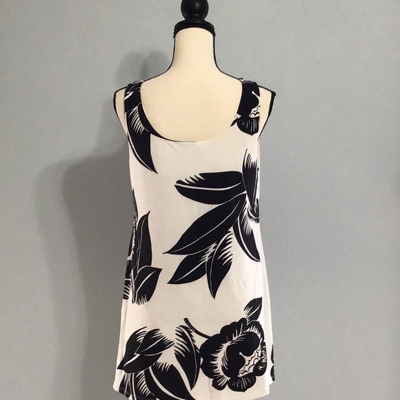 WHITE HOUSE BLACK MARKET DRESS - Picture 4 of 5